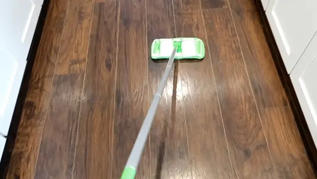 Guide on How To Use a Swiffer to Clean Hardwood Floors