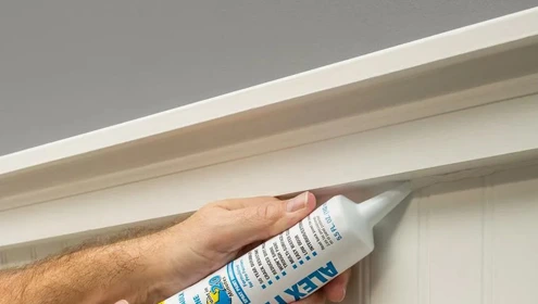 Types of Caulk Can Be Used to Caulk Baseboards to Tile Floor