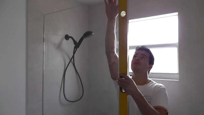 How to Reverse Shower Door