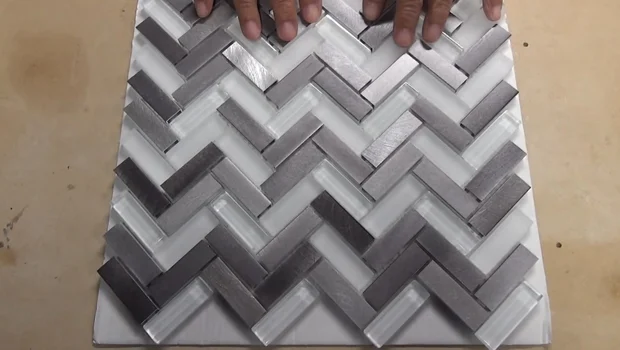 Tips for Avoiding Mistakes While Cutting Mosaic Glass Tile