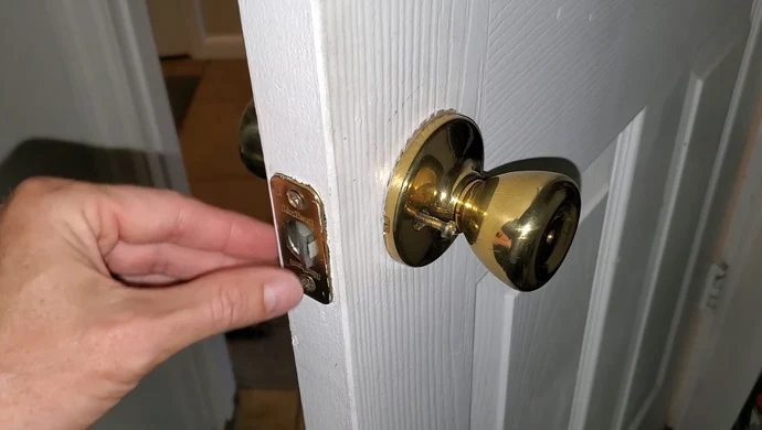 How to Remove Door Latch Stuck